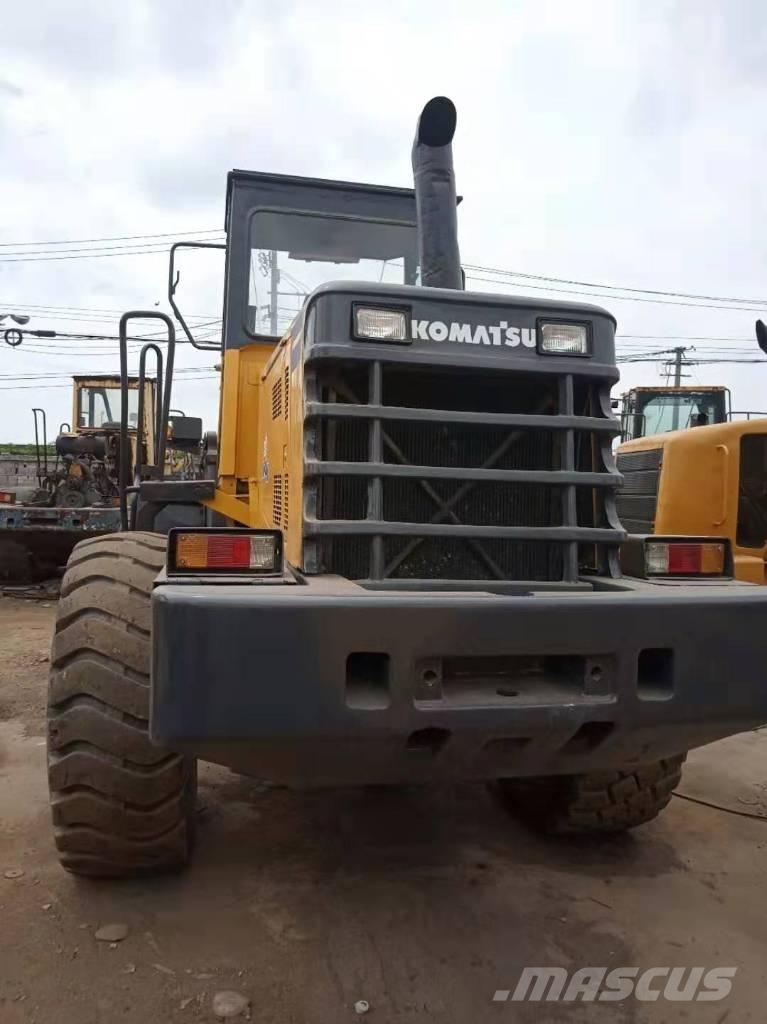 Komatsu WA 320-3 Колесни товарачи