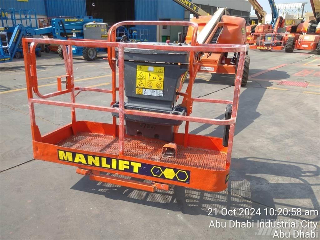 JLG 460SJ Телескопични повдигачи
