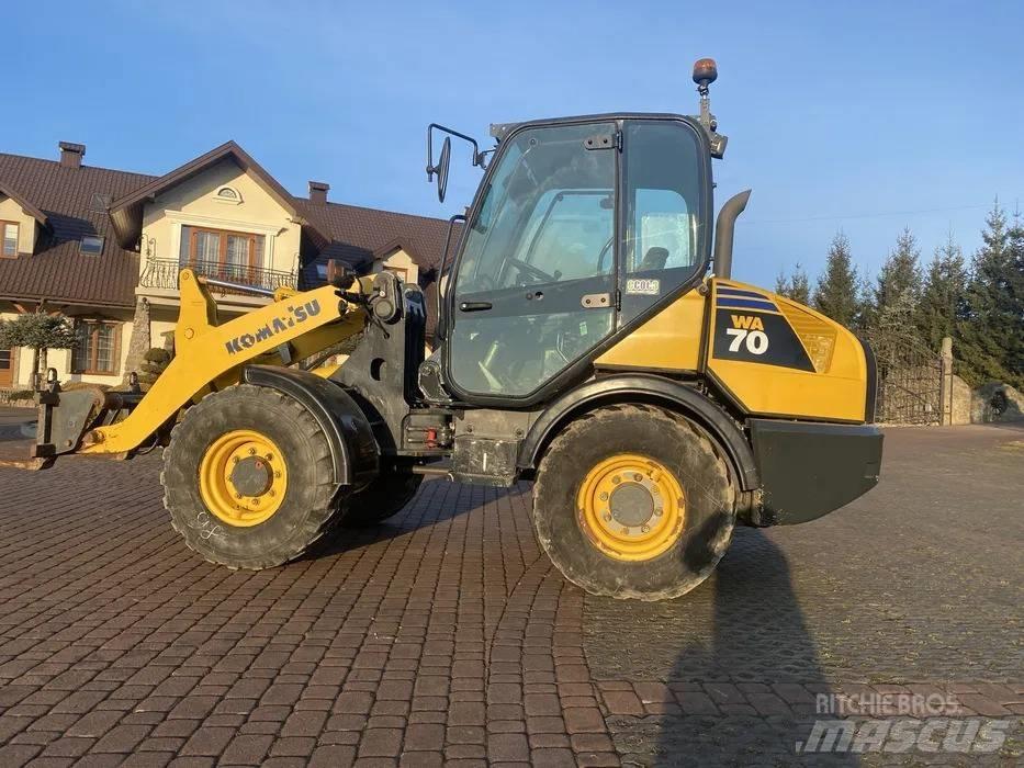 Komatsu WA 70-6 Колесни товарачи
