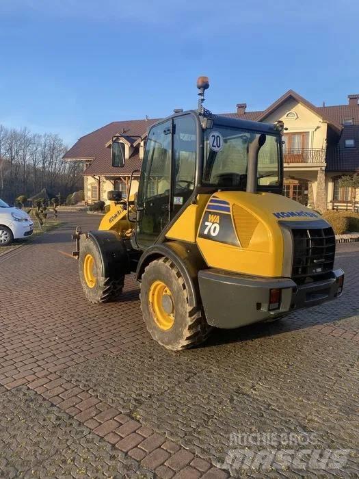 Komatsu WA 70-6 Колесни товарачи