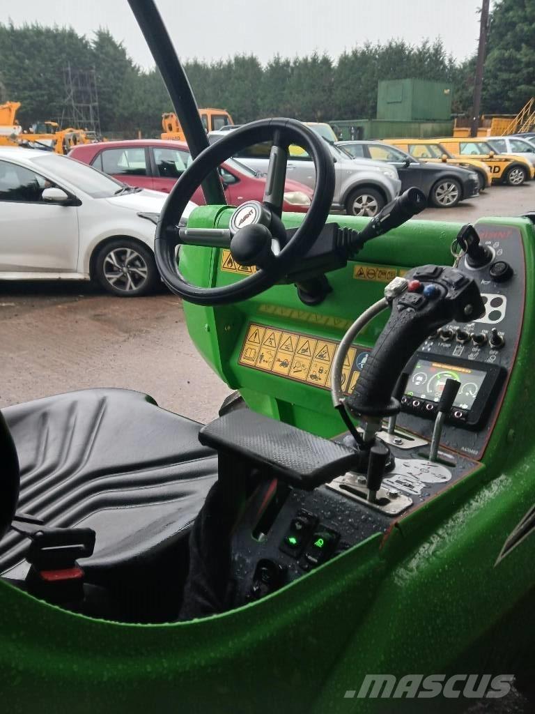 Avant 760i Многофункционални товарачи