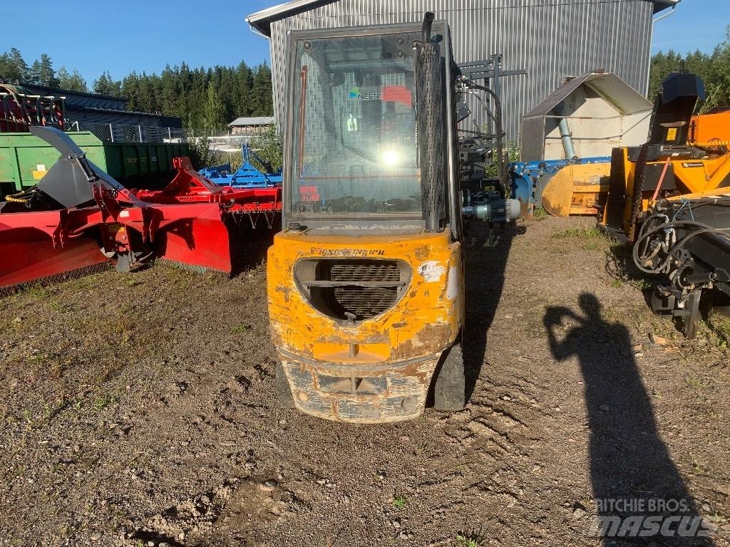 Jungheinrich DFG 320 Дизелови камиони