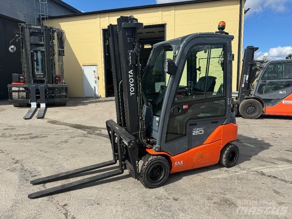 Toyota 8FBMK20T Електрически вилични кари-повдигачи