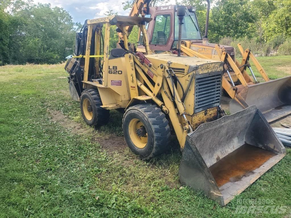 New Holland LB620 Товарач със заден ексватор