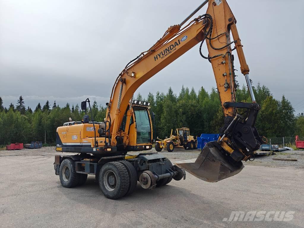 Hyundai R170-W9 Колесни екскаватори