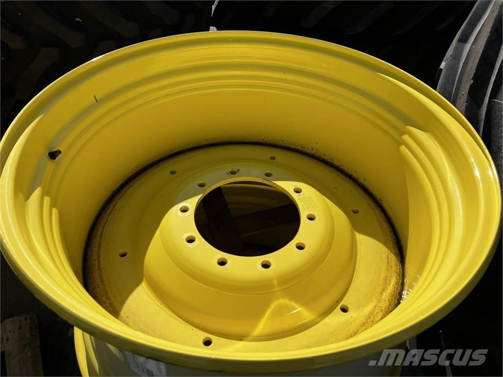 John Deere 23x38 Колелета/Гуми