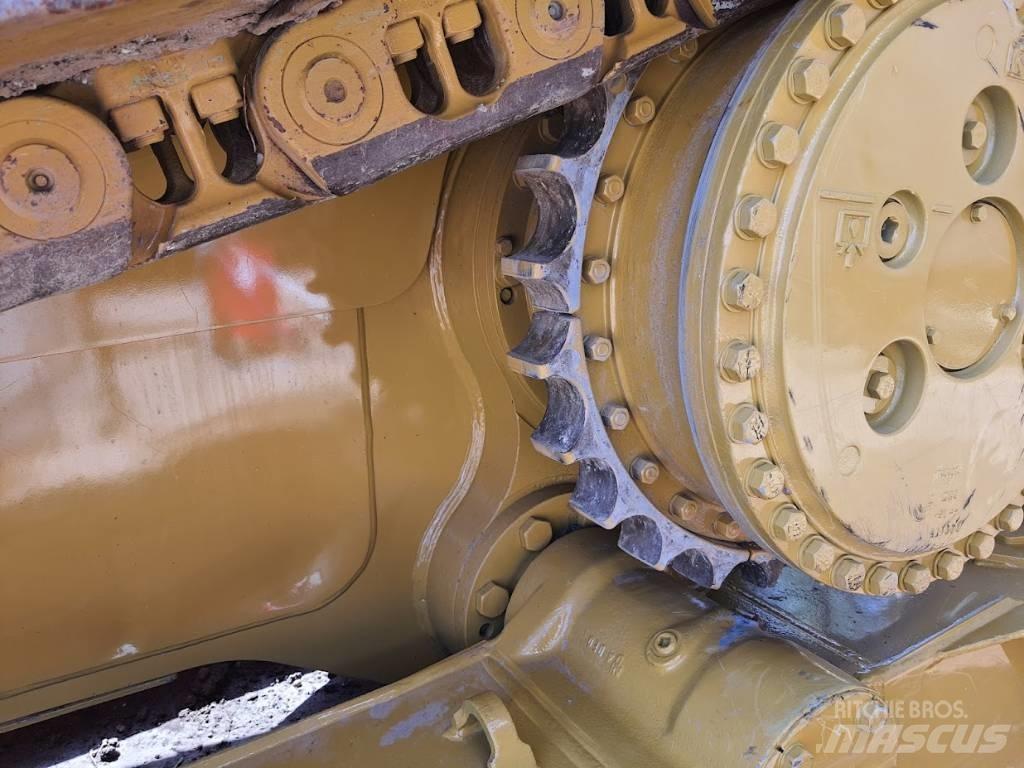 CAT D 6 R XL III Верижни булдозери
