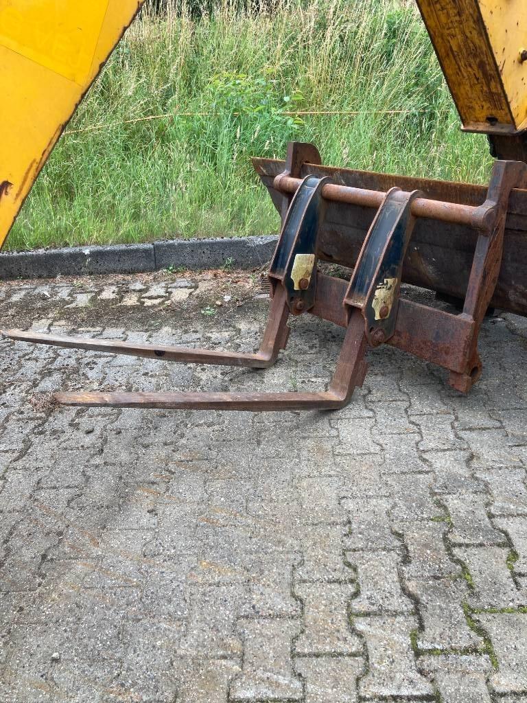 JCB 3 CX Товарач със заден ексватор