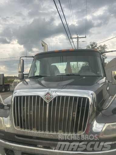 International 4400 Влекачи