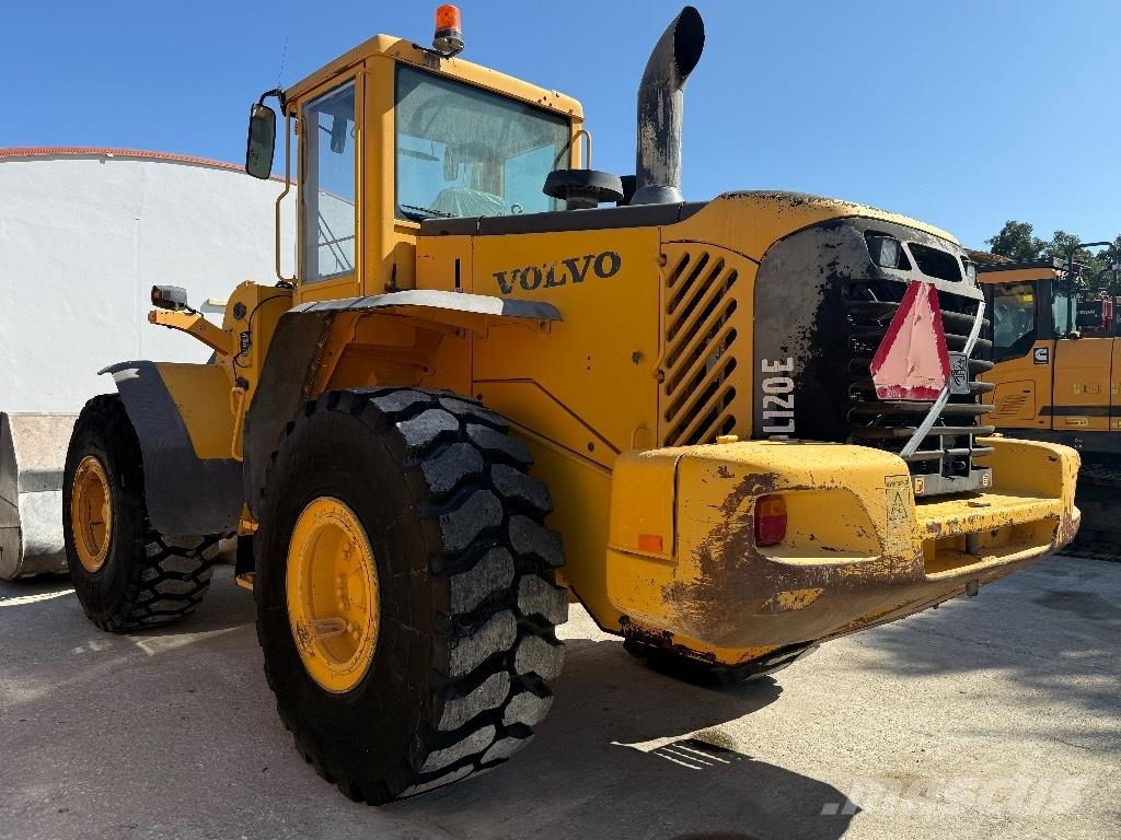 Volvo L 120 E Колесни товарачи