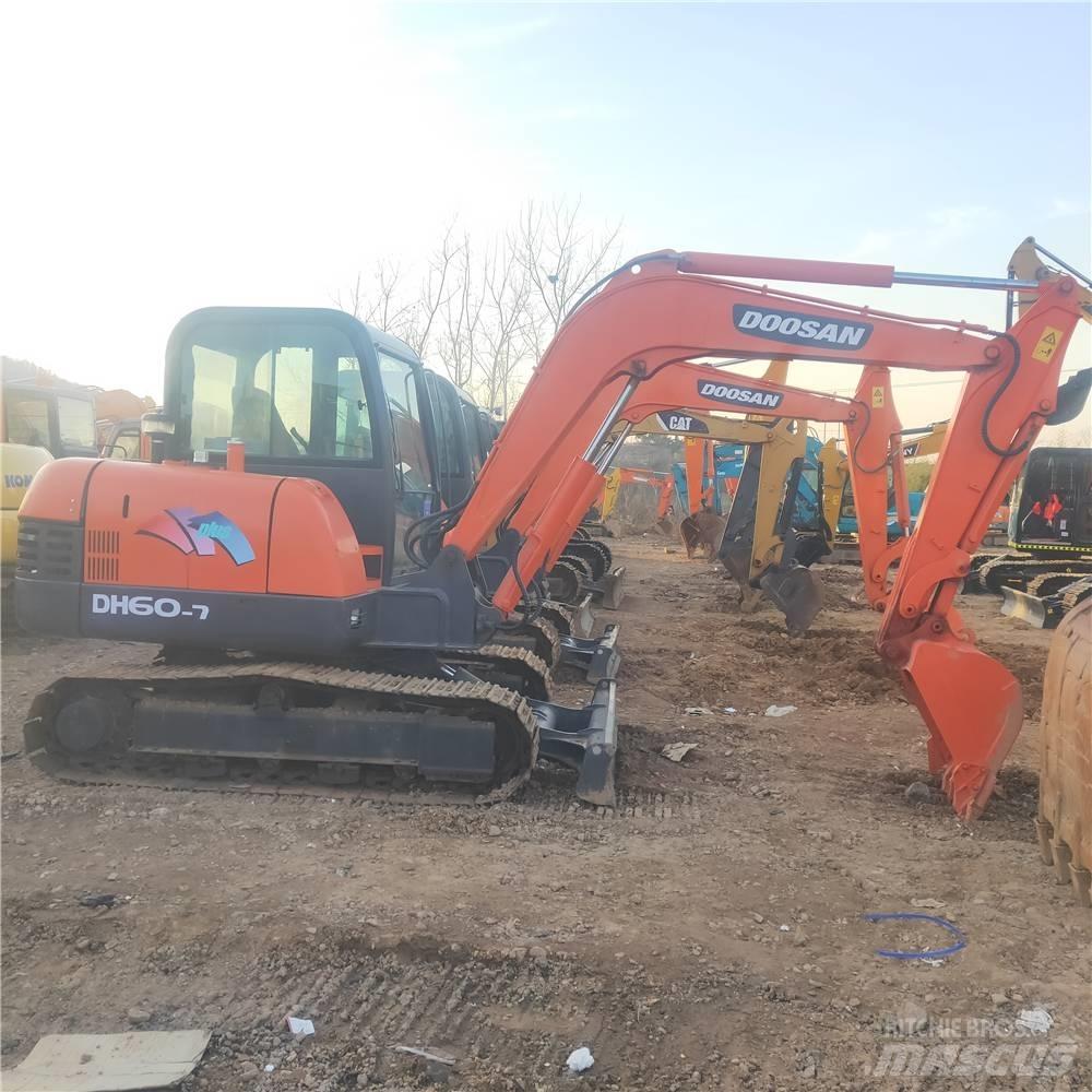Doosan DH60-7 Верижен екскаватор