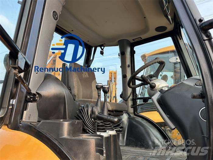JCB 3 CX Товарач със заден ексватор