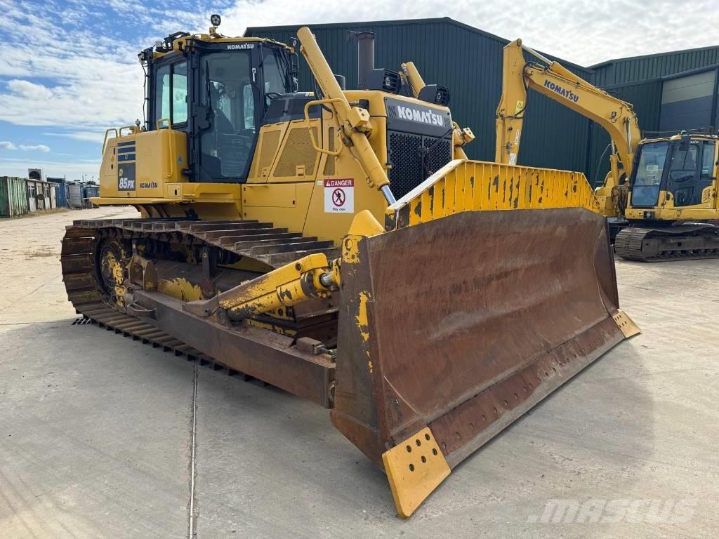 Komatsu D85PX-18 Верижни булдозери
