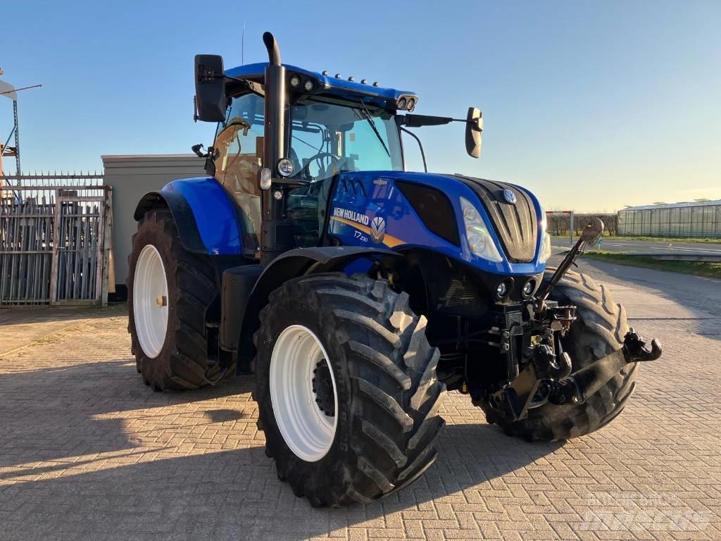 New Holland T 7.230 Трактори