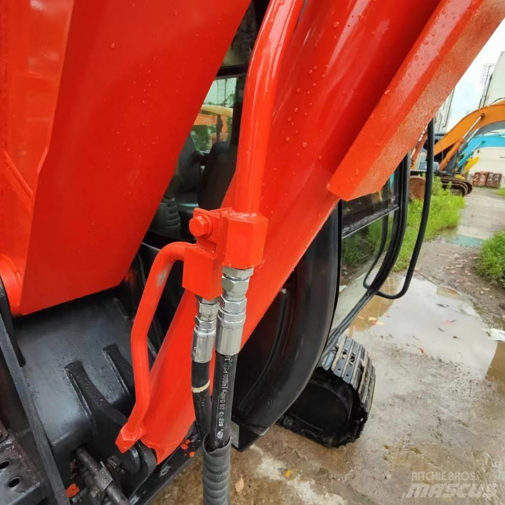 Hitachi ZX 60 Мини екскаватори < 7 т