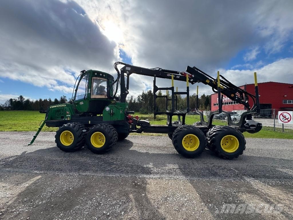 John Deere 810 E Форуардери