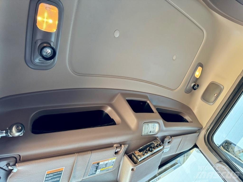 Peterbilt 389 Влекачи