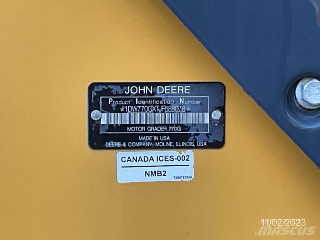 John Deere 770 G Грейдери