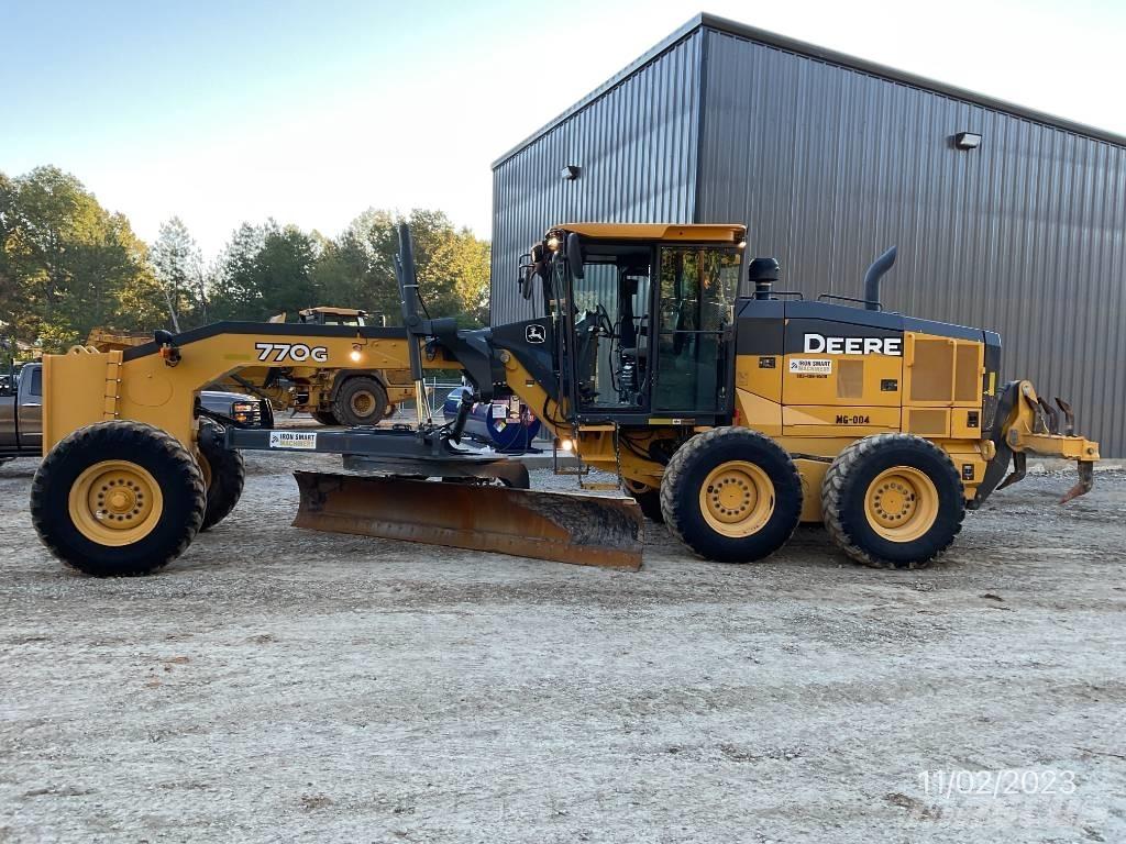 John Deere 770 G Грейдери