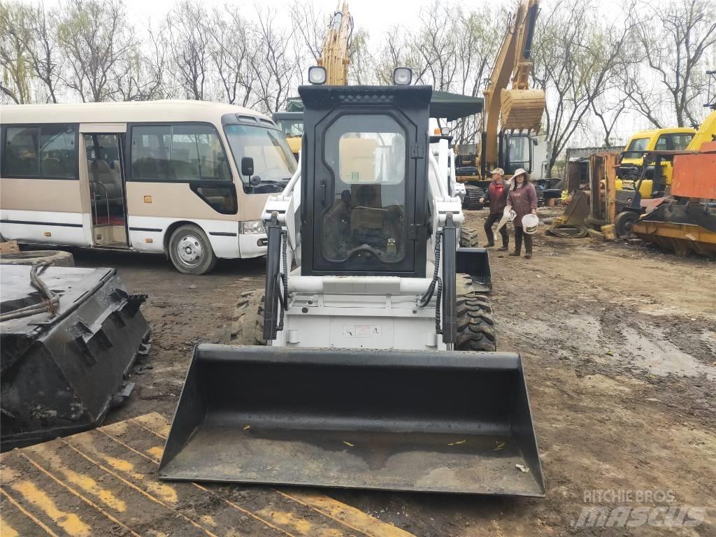 Bobcat S130 Мини товарачи
