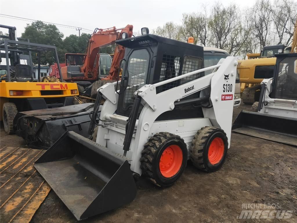 Bobcat S130 Мини товарачи
