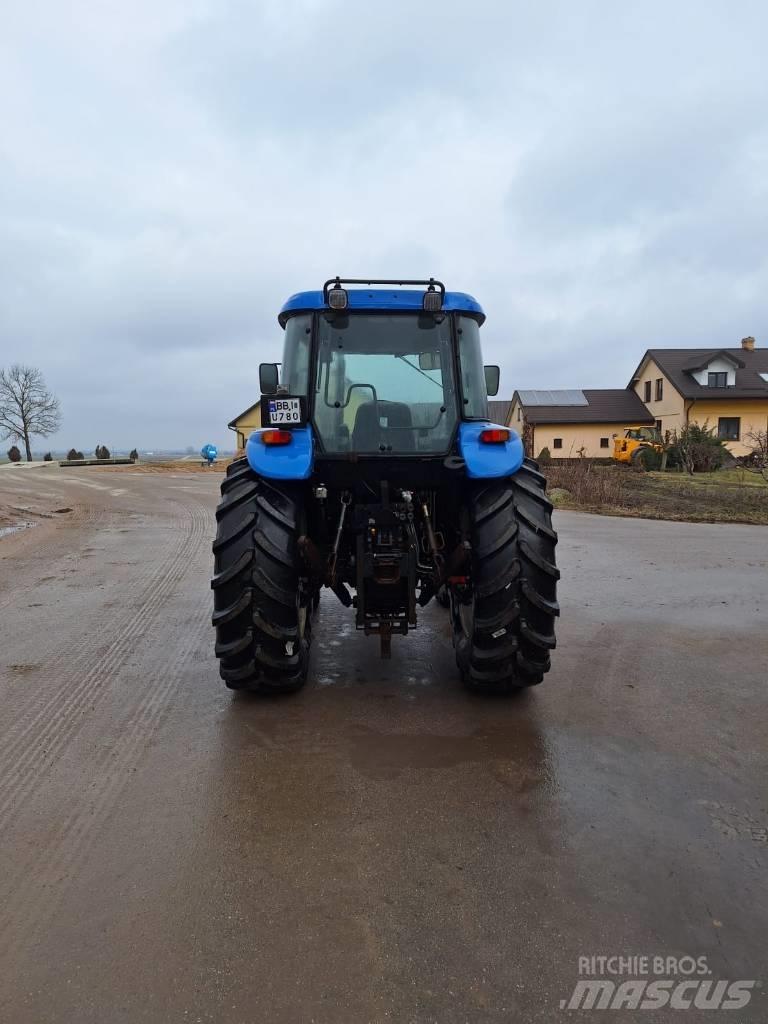 New Holland TD 95 D Трактори