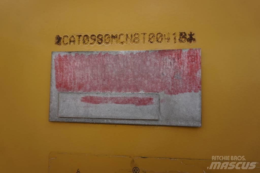 CAT 980M Колесни товарачи