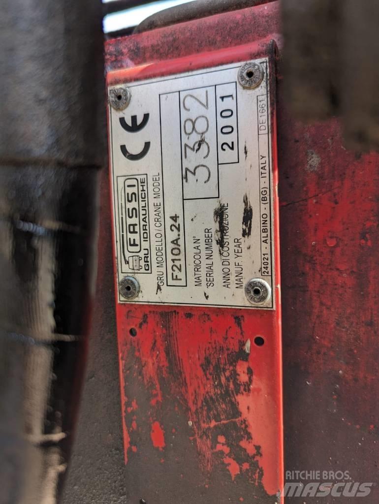 Fassi F 210 A.24 Товарещи кранове