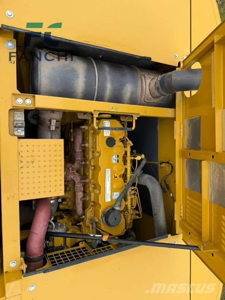 CAT 345 Верижен екскаватор