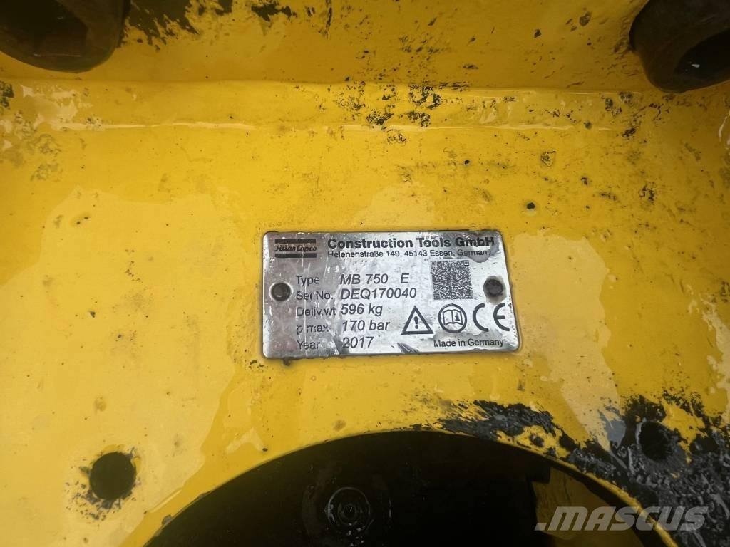 Atlas Copco MB 750 Чукове/Раздробители
