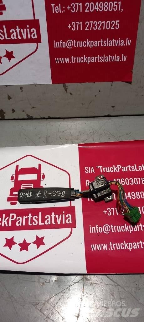 Volvo FH 12.     20553788 Кабини