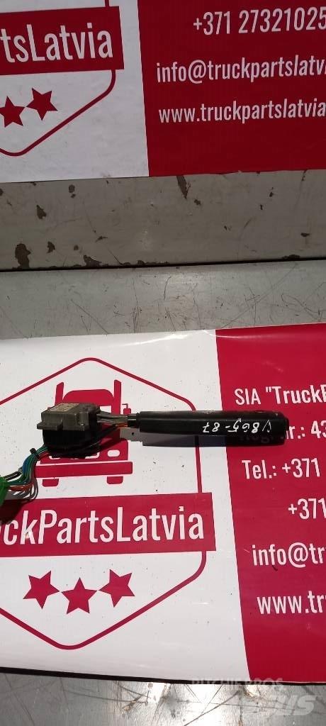 Volvo FH 12.     20553788 Кабини