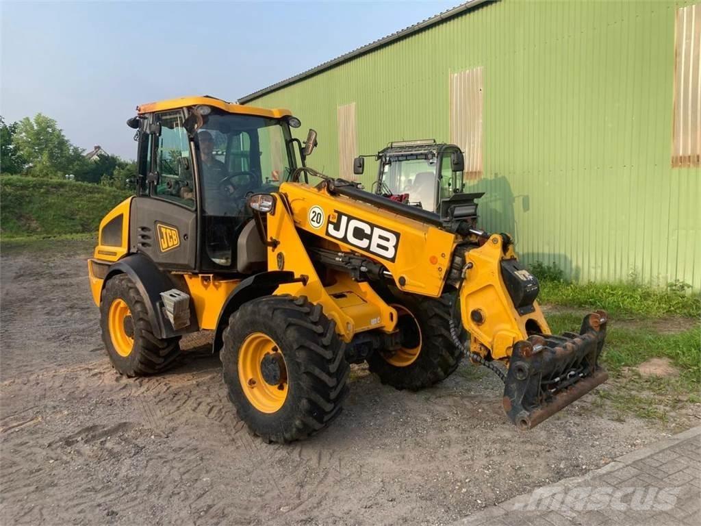JCB TM 220 Телескопични товарачи за селското стопанство