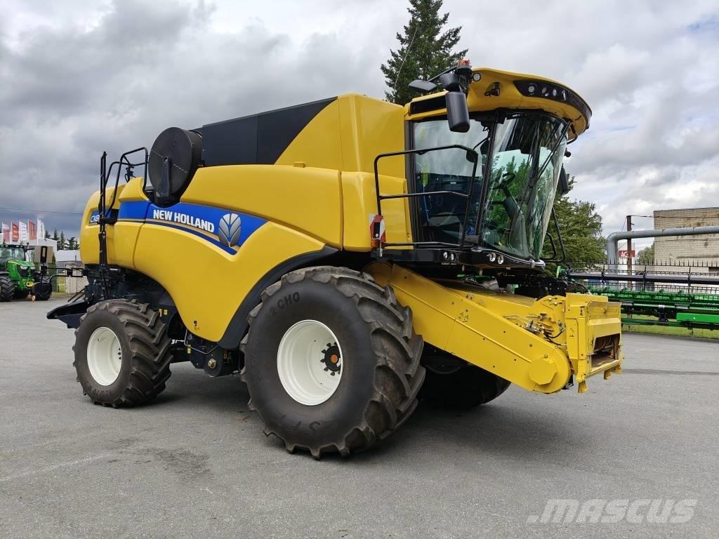 New Holland CX 8.90 Комбайни