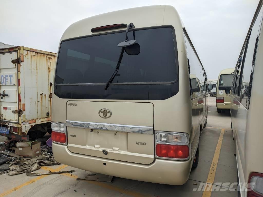 Toyota Coaster Bus Мини бусове