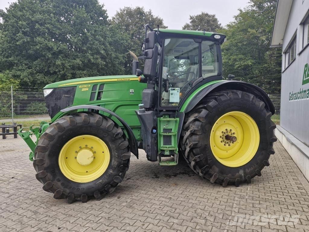 John Deere 6230R Трактори