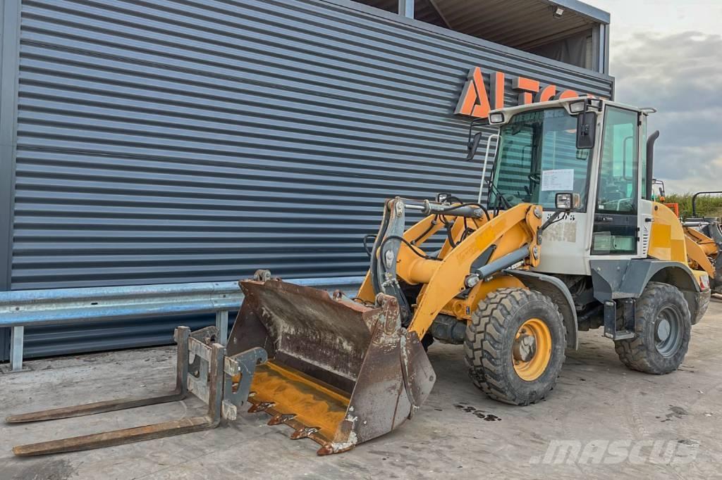 Liebherr L 506 Колесни товарачи