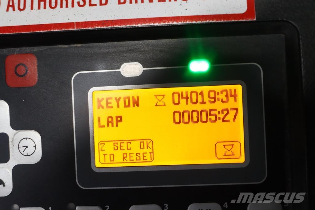 Toyota 8FBMT30 Електрически вилични кари-повдигачи