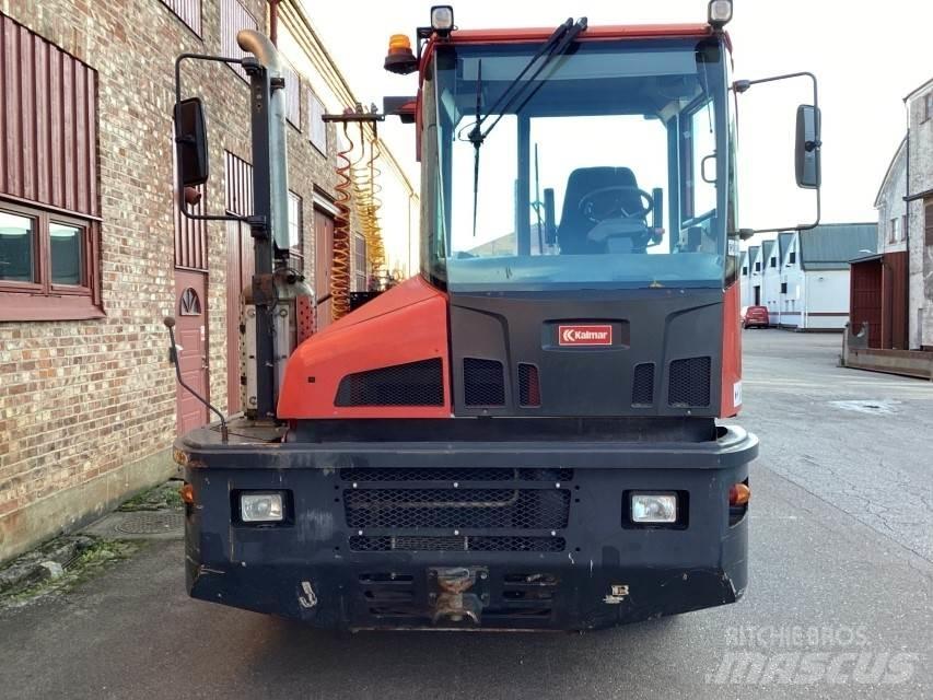 Kalmar TR618 Терминални трактори