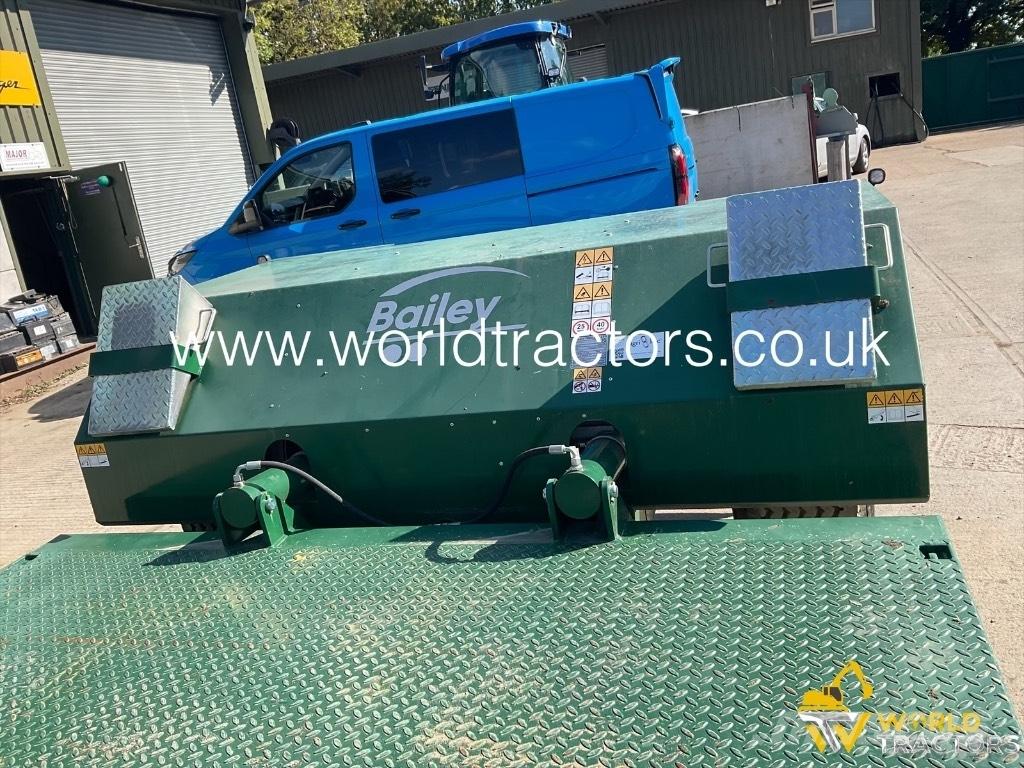 Bailey LOW LOADER Други ремаркета