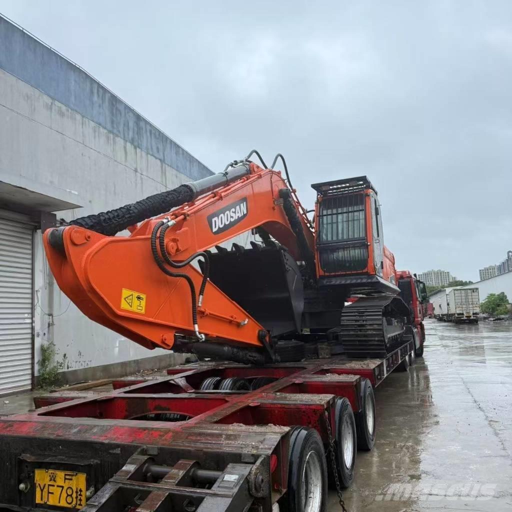 Doosan DX 225 LCA Верижен екскаватор