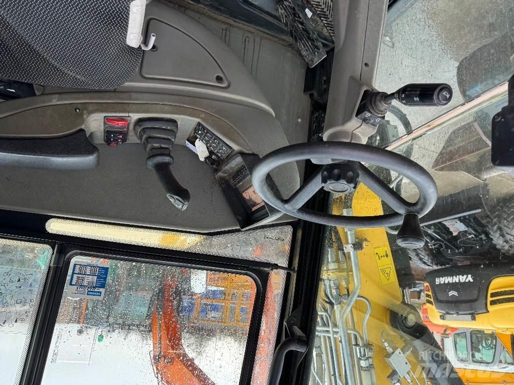Yanmar B95W (40408) Колесни екскаватори
