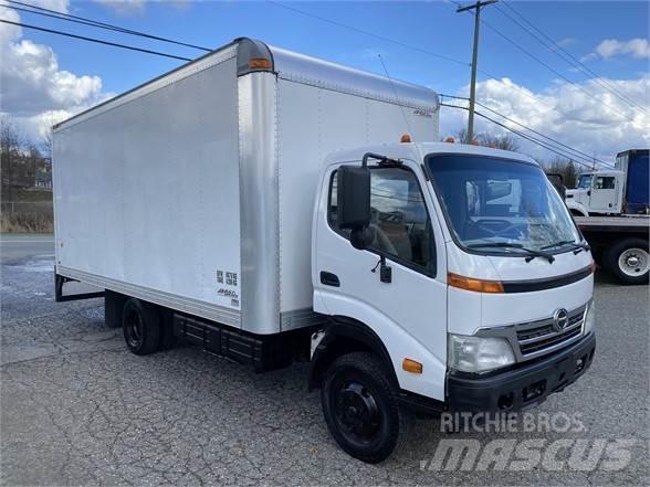 Hino 145 Товарни камиони за напитки