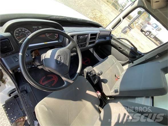 Hino 338 Каросерии