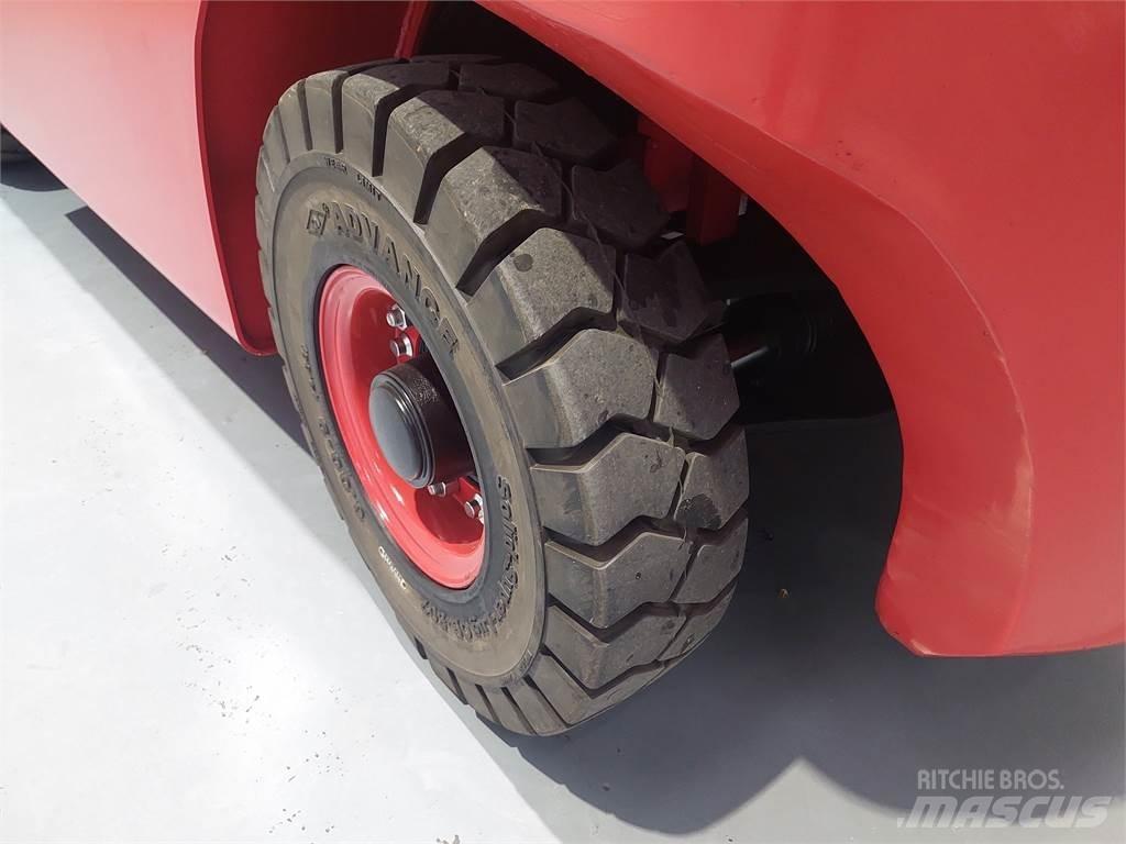 Hangcha CPCD25XH7F Дизелови камиони