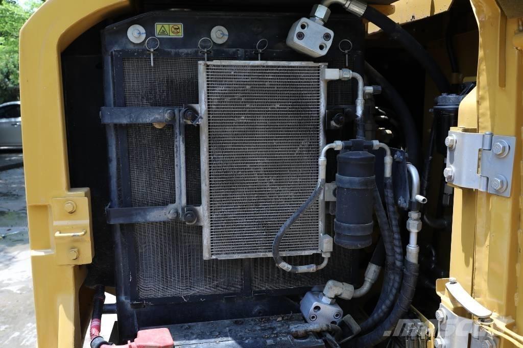 CAT 305.5E2 Мини екскаватори < 7 т