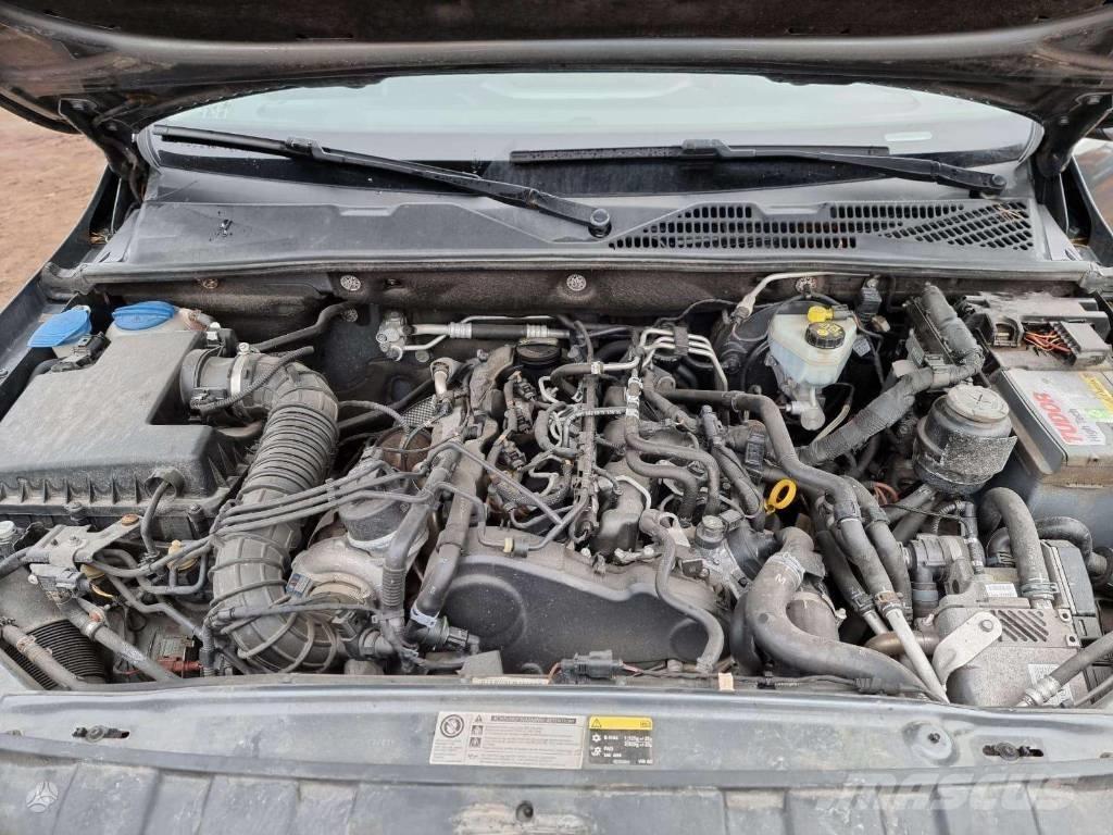 Volkswagen Amarok Пикапи
