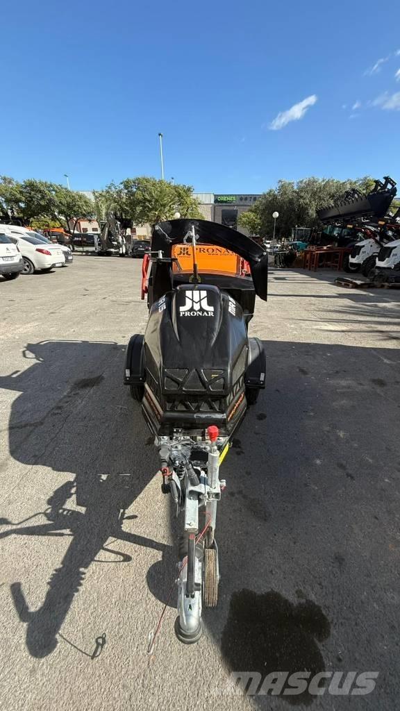 Pronar MR-15 Мелници за пънове
