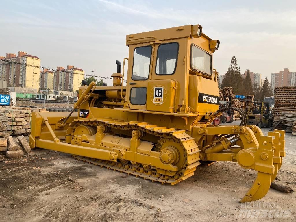 CAT D 6 D Верижни булдозери
