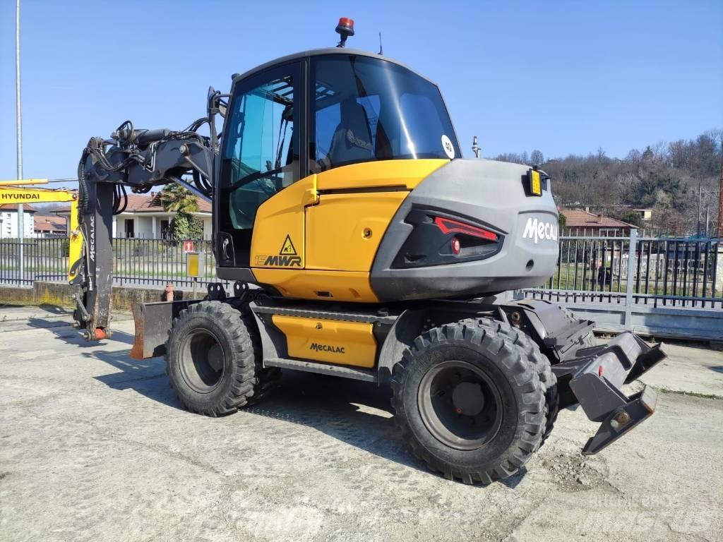 Mecalac 15 MWR Колесни екскаватори